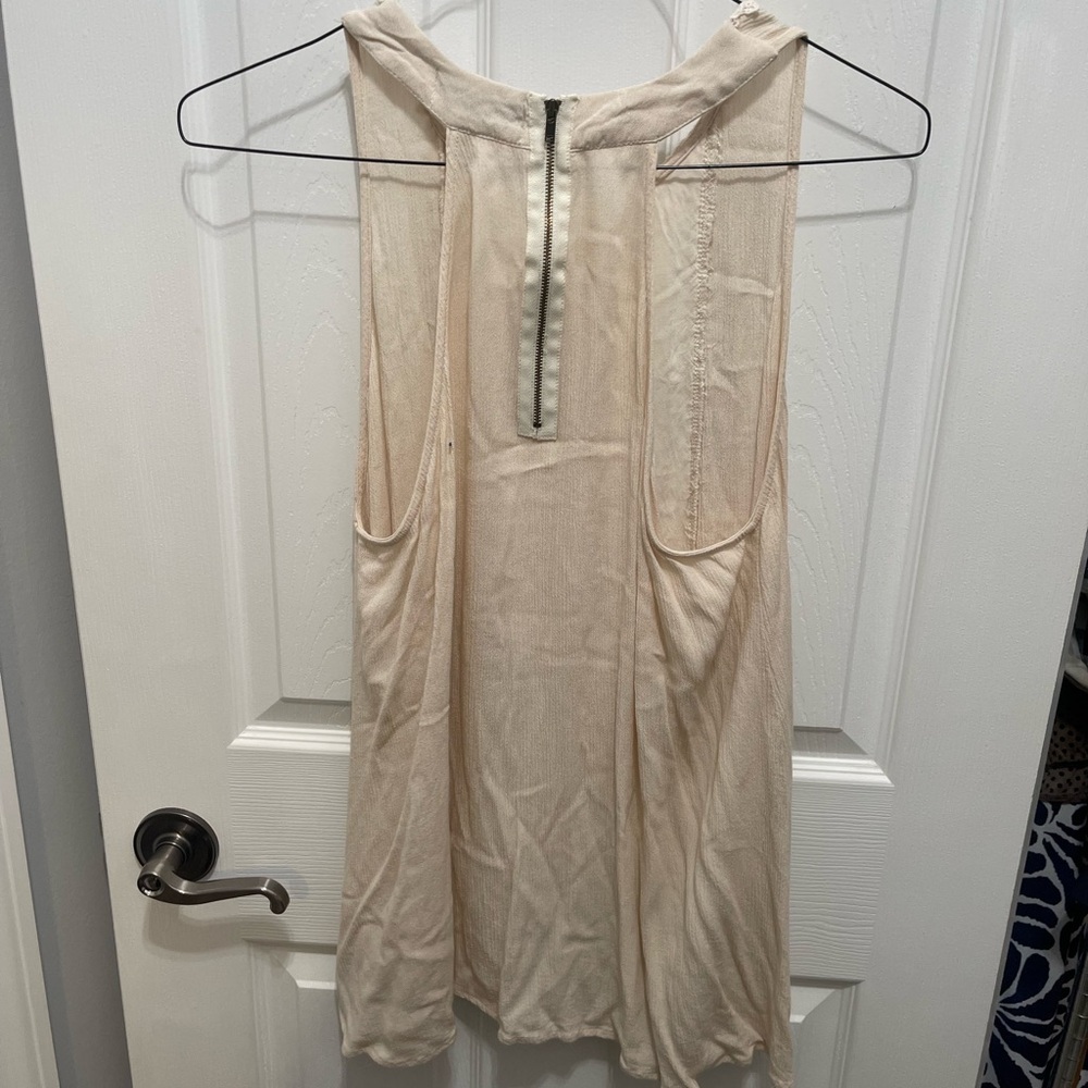 Knox Rose Cream Lace Detail Top - Picture 12 of 12